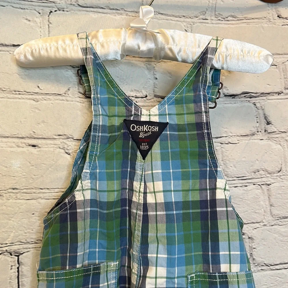 OshKosh B’Gosh Blue Green Plaid Short Overalls Boy’s Size 18 Months
